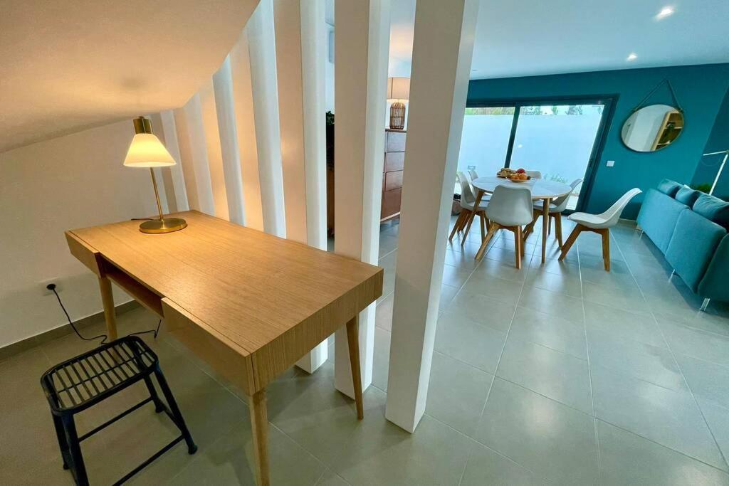 New And Modern 3 Bedroom Villa With Private Heated Pool Near Nazare Sao Martinho do Porto Bagian luar foto