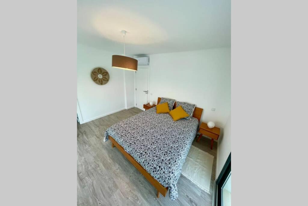 New And Modern 3 Bedroom Villa With Private Heated Pool Near Nazare Sao Martinho do Porto Bagian luar foto